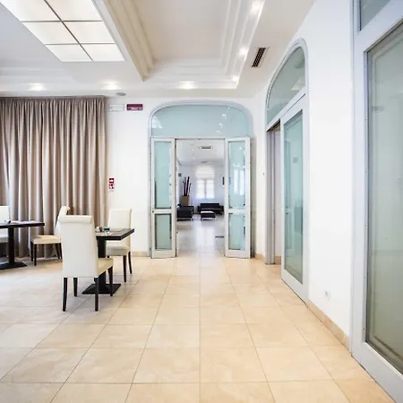 Regina Elena 57 & Oro Bianco 里米尼