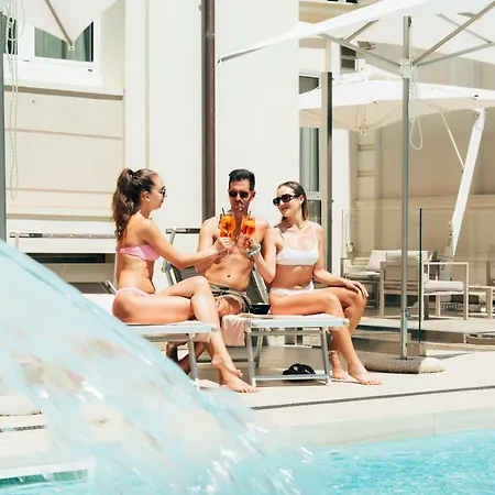 Regina Elena 57 & Oro Bianco