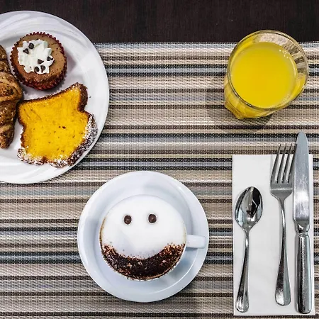 酒店 Regina Elena 57 & Oro Bianco 里米尼