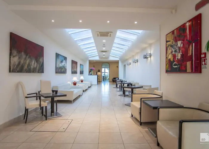 Regina Elena 57&oro Bianco