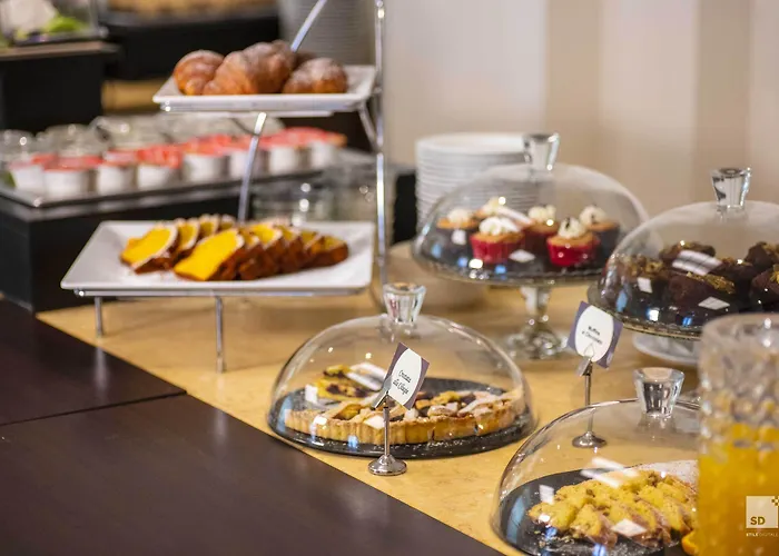 Regina Elena 57 & Oro Bianco Ρίμινι