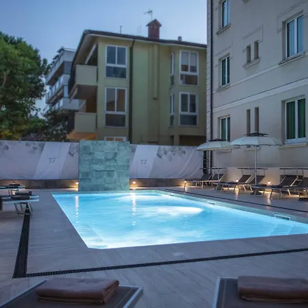 Regina Elena 57 & Oro Bianco Hotel 4*