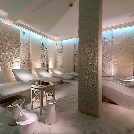 Hotel Regina Elena 57 & Oro Bianco 4*