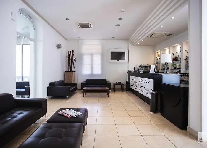 Regina Elena 57 & Oro Bianco リミニ