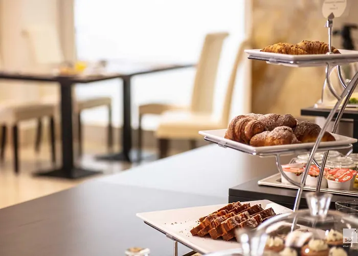 Hotel Regina Elena 57 & Oro Bianco Rimini