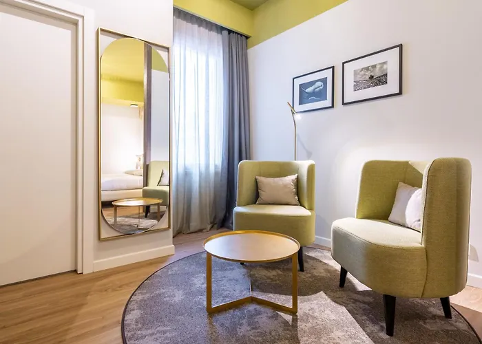 Regina Elena 57 & Oro Bianco リミニ