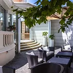 Regina Elena 57 & Oro Bianco מלון 4*