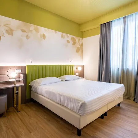 Hotel Regina Elena 57 & Oro Bianco Rimini