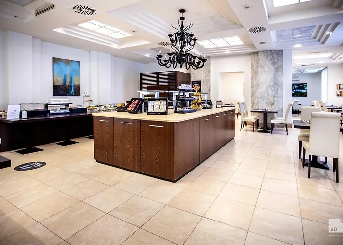 Regina Elena 57 & Oro Bianco